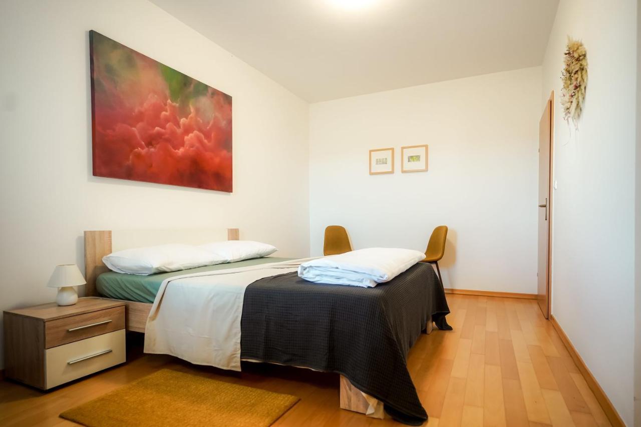 Apartment Rondo Pula Lovely And Sunny Exterior photo